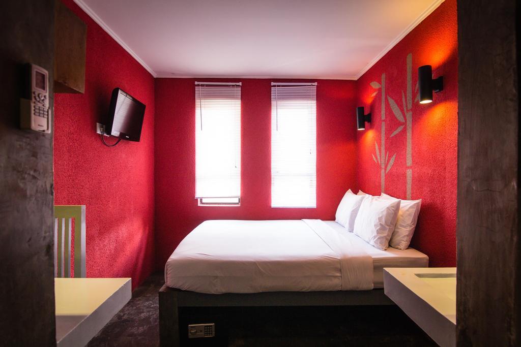 Kayun Hostel Легиан Номер фото