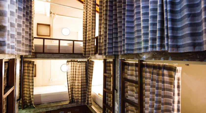 Kayun Hostel Легиан Номер фото