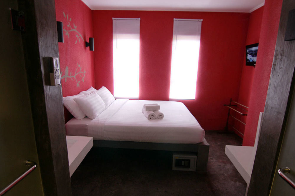 Kayun Hostel Легиан Экстерьер фото