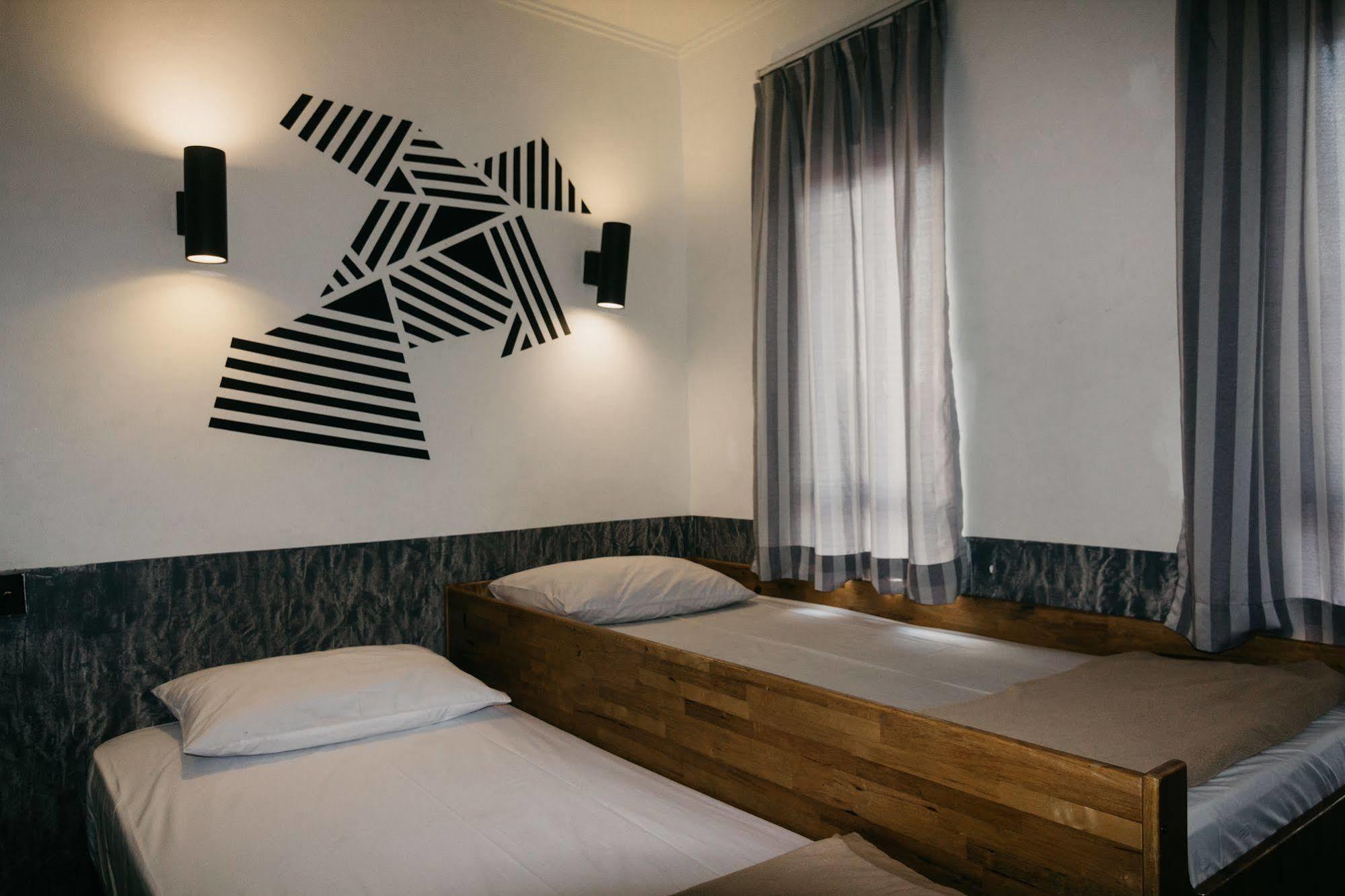 Kayun Hostel Легиан Экстерьер фото