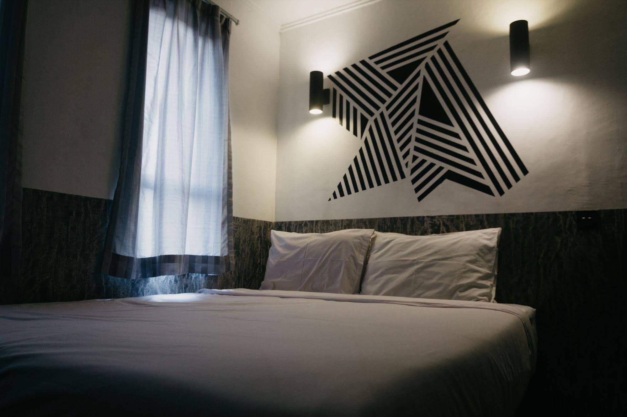 Kayun Hostel Легиан Экстерьер фото