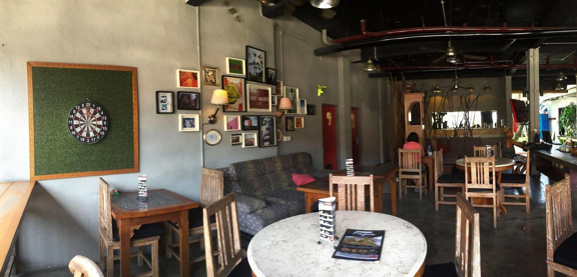 Kayun Hostel Легиан Экстерьер фото